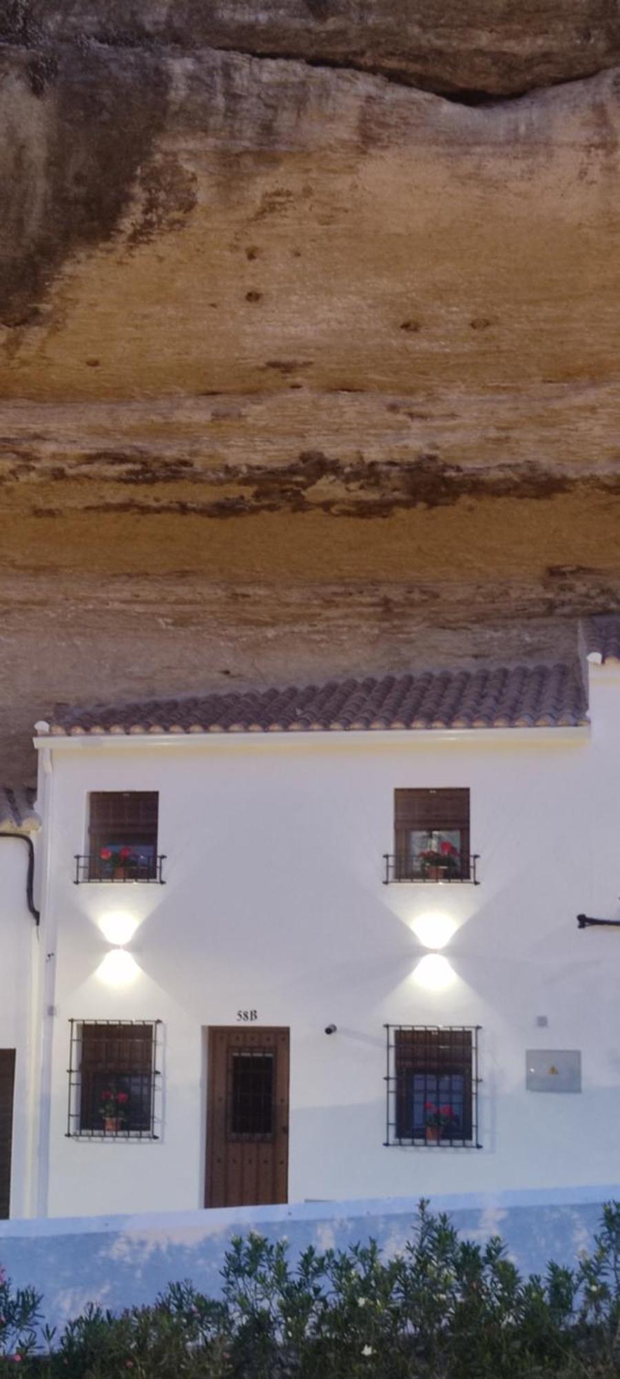 Casa Cueva Las Chicas Del Puente Setenil De Las Bodegas 객실 사진