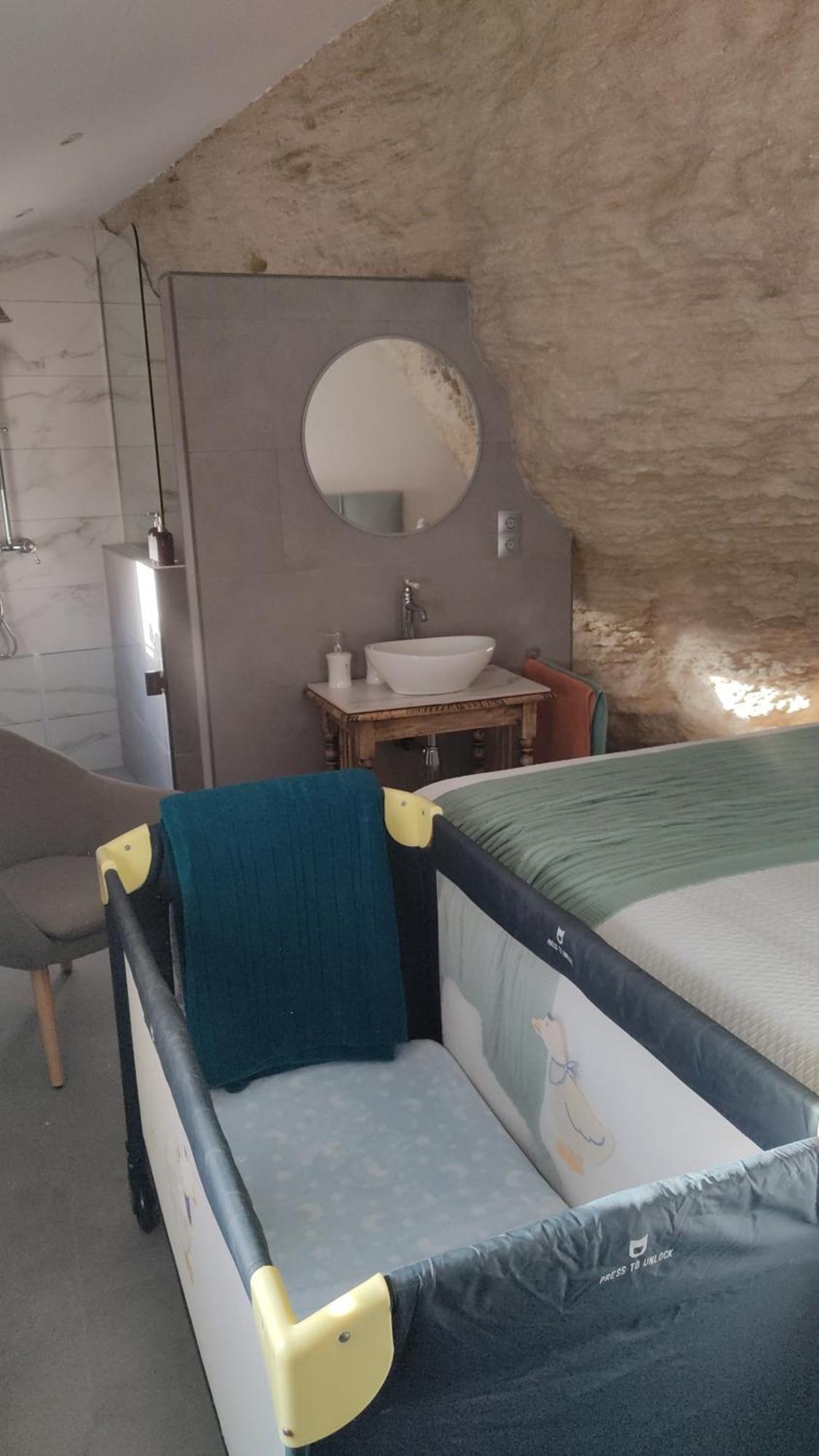 Casa Cueva Las Chicas Del Puente Setenil De Las Bodegas 외부 사진